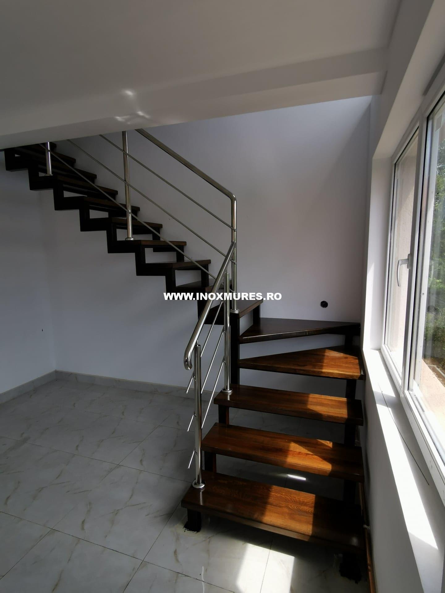 Scara de fag si balustrada de Inox Jabenita 01.09.2019