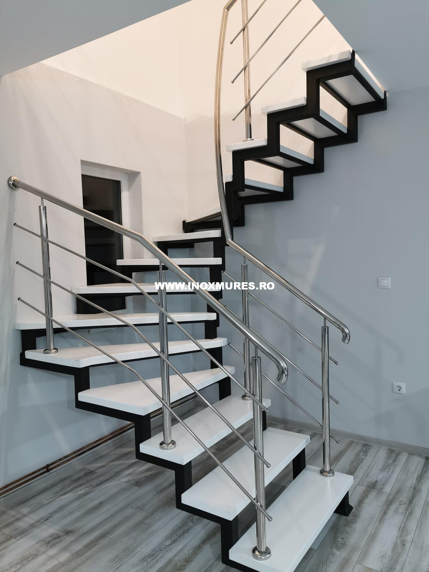Scara metalica si balustrada de inox Teaca 02.10.2019