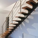 Scara metal pe 1 Vang cu balustrada inox 02.2020