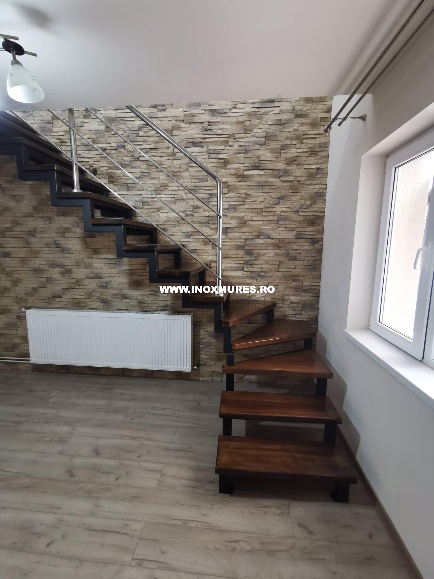 Scara pe 2 vanguri trepte din lemn Tarnaveni 23.02.2021